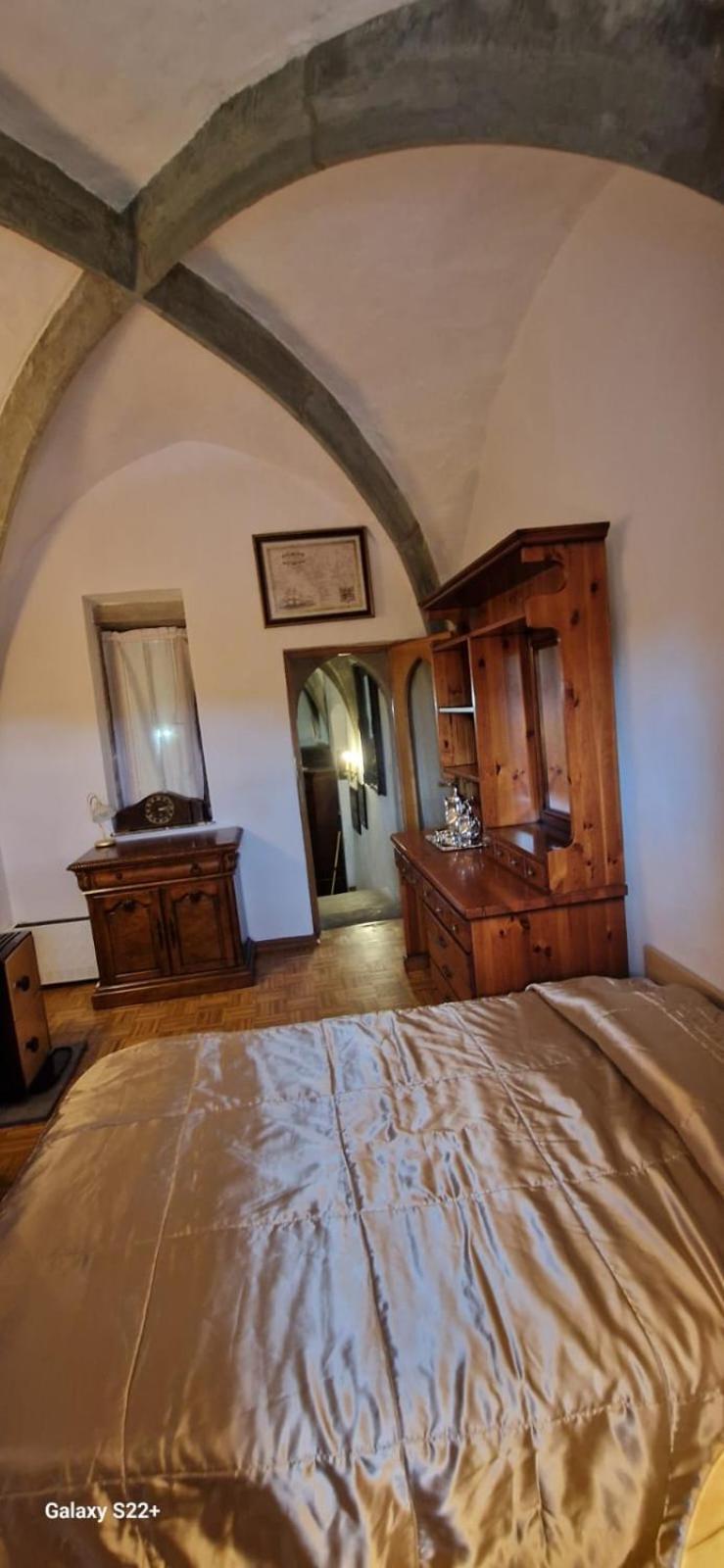 Burg Hermannstein - Monks Room Wetzlar Exteriör bild